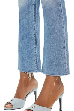 Mother Denim Outsider Flood Fray in^ Denim