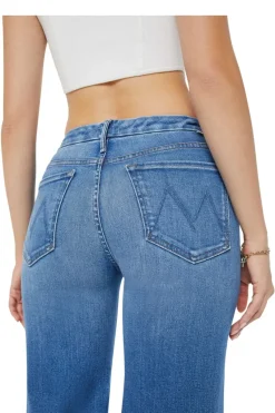 Mother Denim Roller Fray in^ Denim