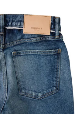 Moussy Denim Bennington Skinny in^ Denim