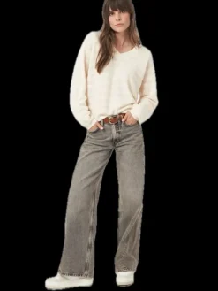 REPEAT Cashmere V-neck Sweater with Textured Wavy Stripes in^ Sweaters