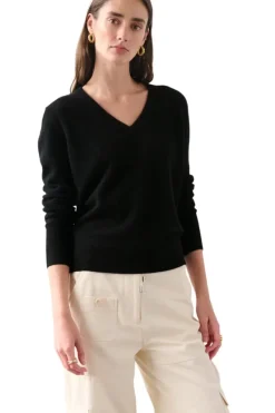 WHITE & WARREN Cashmere V-neck Sweater^ Sweaters