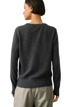 WHITE & WARREN Classic Cashmere Crewneck Sweater^ Sweaters
